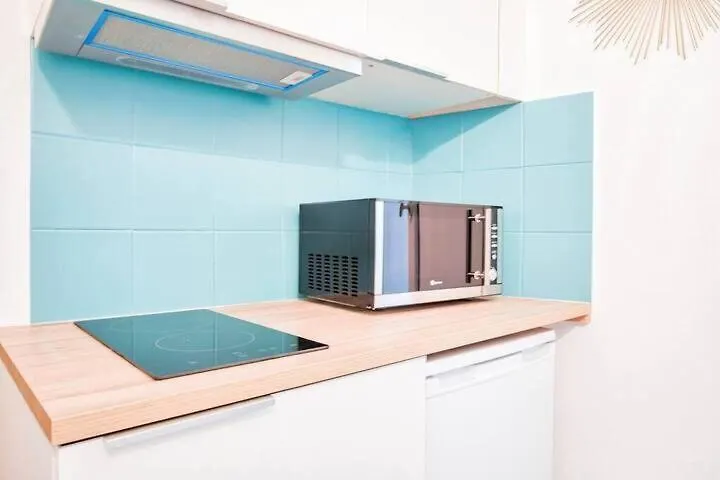 Charming Apartment Near Les Halles - 4P Paris