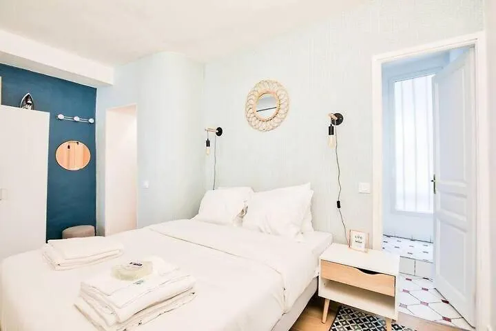 Charming Apartment Near Les Halles - 4P Paris